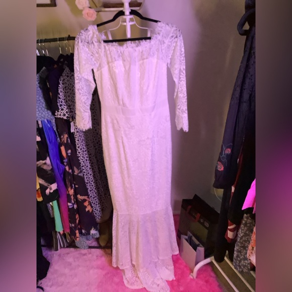 White Lace NWOT Embroidered Maxi Dress Large fitted - Picture 4 of 9